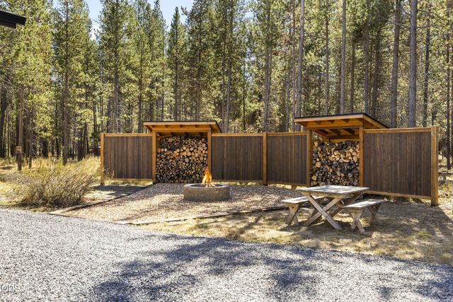53690 Central Way, La Pine, OR 97739