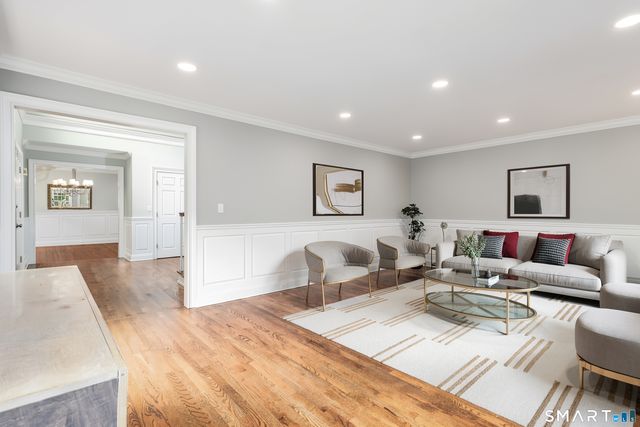 9 Hidden Brook Drive, Brookfield, CT 06804