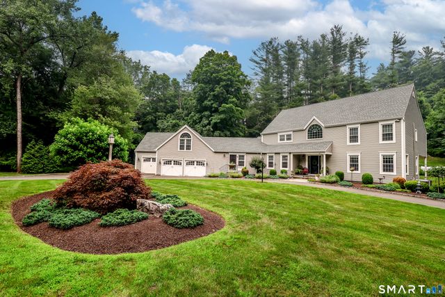 9 Hidden Brook Drive, Brookfield, CT 06804