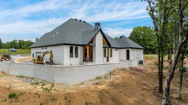 120 Highland Dr, Greenbrier, AR 72058