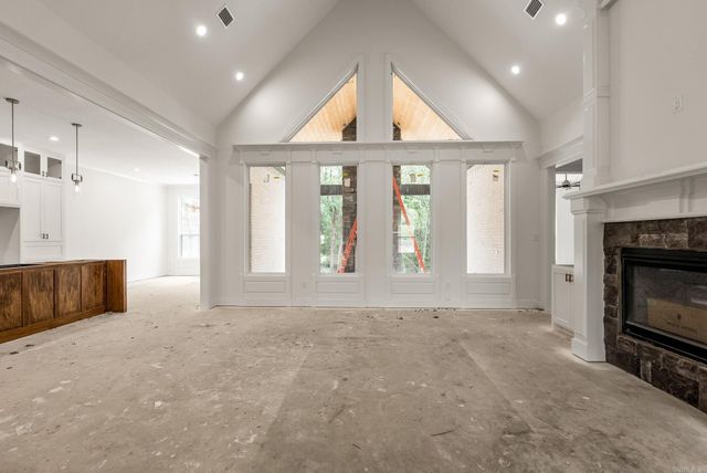120 Highland Dr, Greenbrier, AR 72058