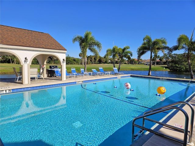 812 CAPRI ISLES BOULEVARD 225, Venice, FL 34292