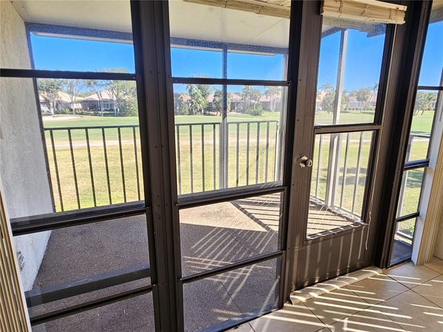 812 CAPRI ISLES BOULEVARD 225, Venice, FL 34292