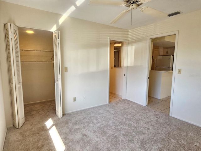 812 CAPRI ISLES BOULEVARD 225, Venice, FL 34292