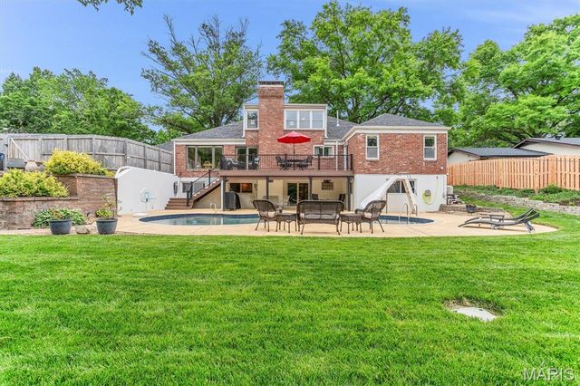 51 High Valley Drive, Chesterfield, MO 63017