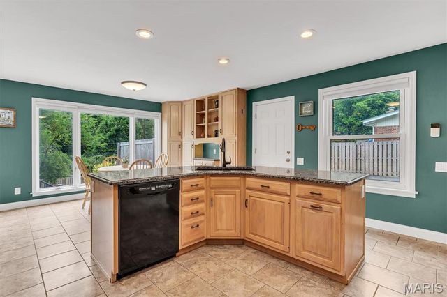 51 High Valley Drive, Chesterfield, MO 63017