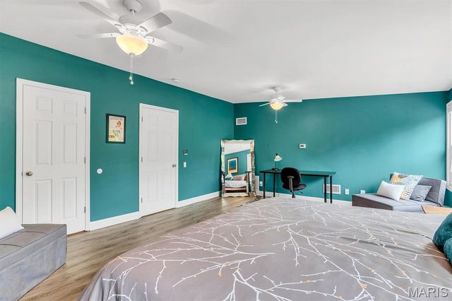 51 High Valley Drive, Chesterfield, MO 63017