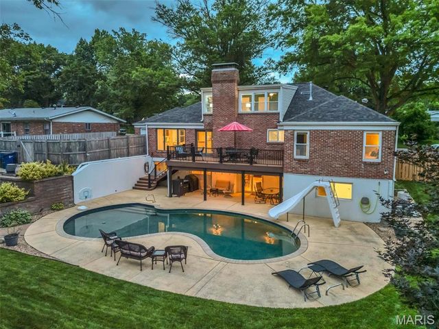 51 High Valley Drive, Chesterfield, MO 63017
