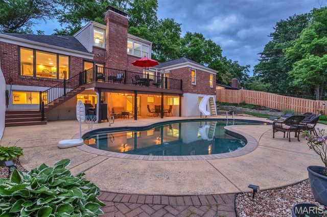 51 High Valley Drive, Chesterfield, MO 63017