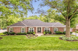 51 High Valley Drive, Chesterfield, MO 63017