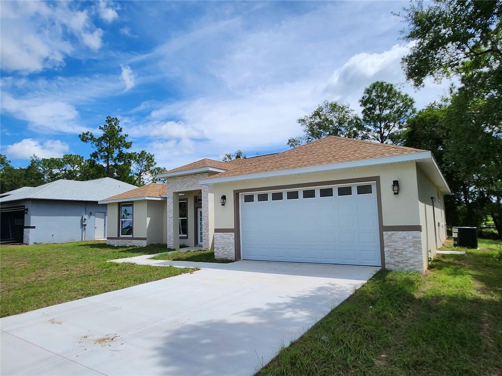 Image 2 of property listing at 3882 SW 169TH LANE ROAD, Ocala, FL 34473
