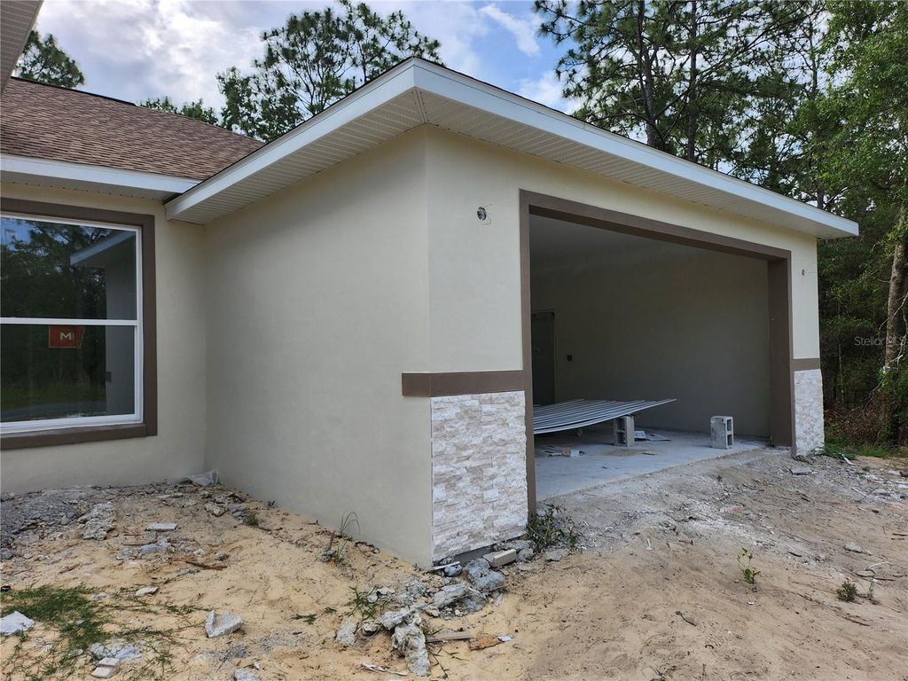 Image 5 of property listing at 3882 SW 169TH LANE ROAD, Ocala, FL 34473