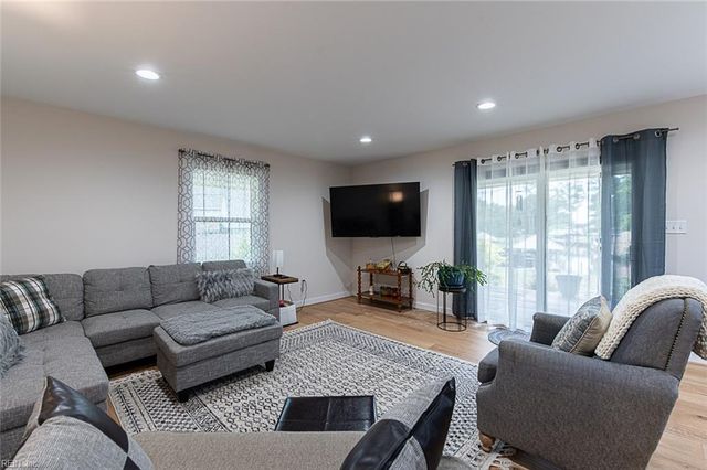 7230 Otey DR, Lanexa, VA 23089