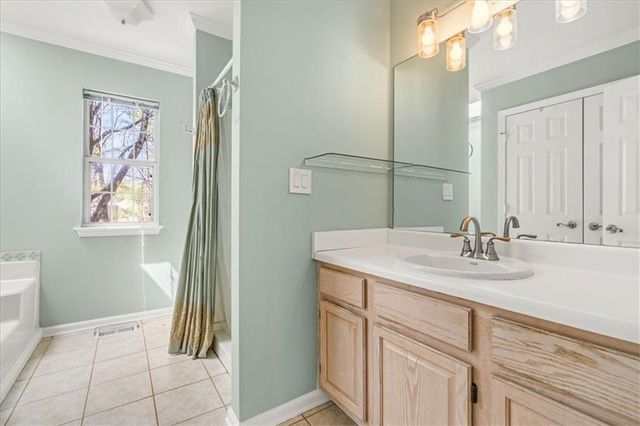 11190 Abbotts Station Drive, Johns Creek, GA 30097