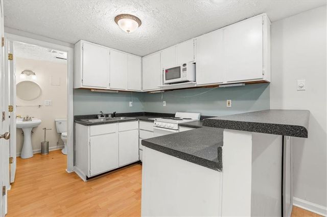 11190 Abbotts Station Drive, Johns Creek, GA 30097
