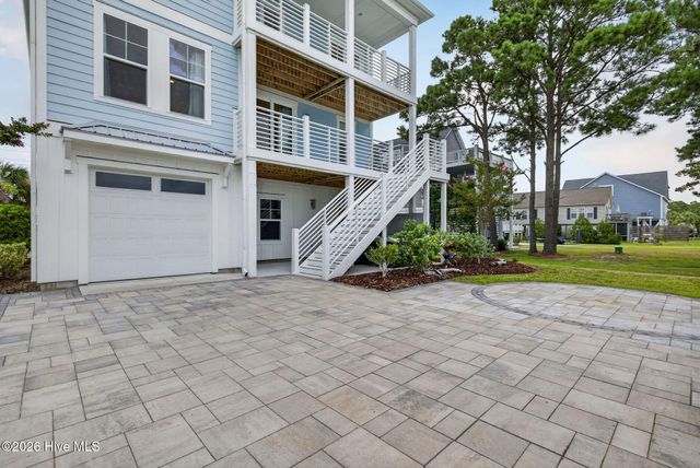 8453 River Road, Wilmington, NC 28412