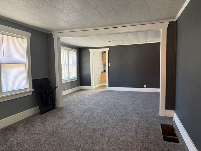 909 W Cushing Street, Decatur, IL 62526