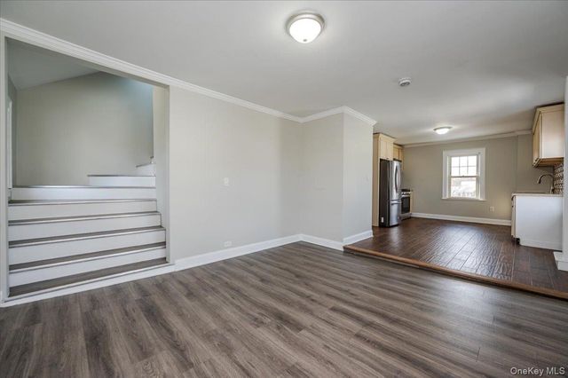 523 Bayview Avenue, Cedarhurst, NY 11516