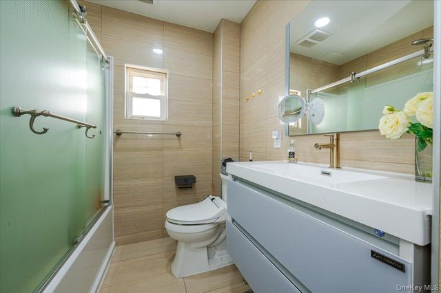 523 Bayview Avenue, Cedarhurst, NY 11516