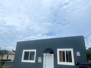 612 NW 2nd Ave 2, Hallandale Beach, FL 33009