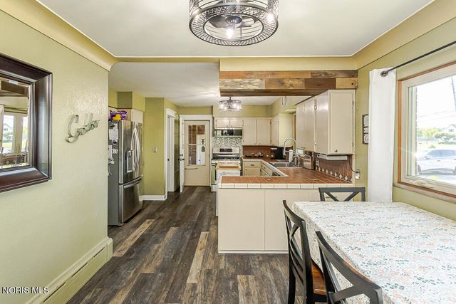 3707 Curtice Road, Northwood, OH 43619