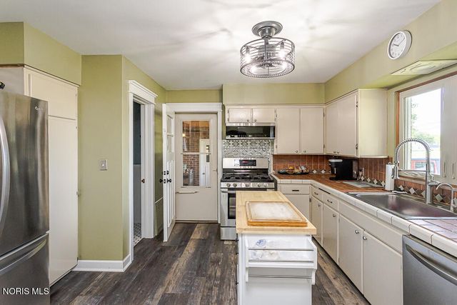 3707 Curtice Road, Northwood, OH 43619