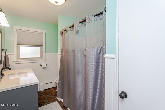 3707 Curtice Road, Northwood, OH 43619