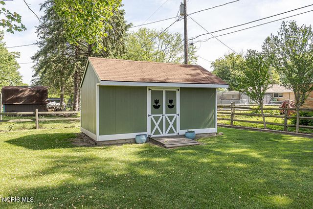 3707 Curtice Road, Northwood, OH 43619