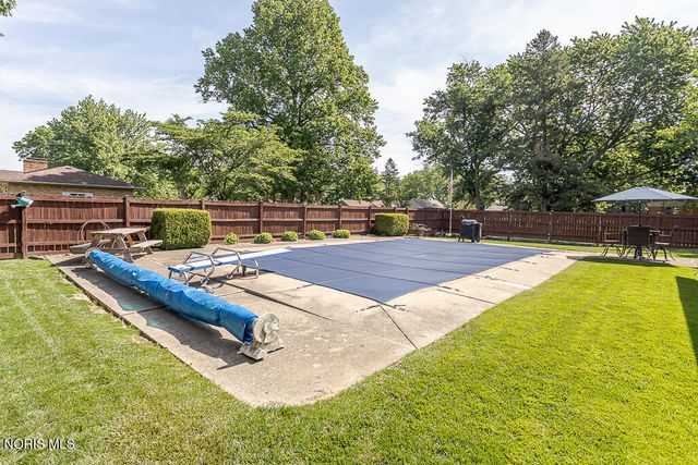 3707 Curtice Road, Northwood, OH 43619