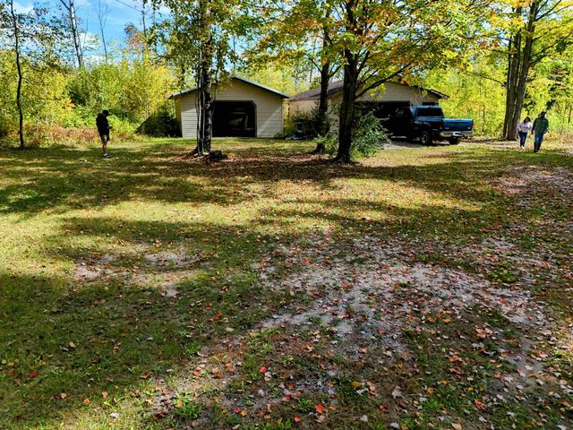 2670 Bass Lake Street, Lupton, MI 48635