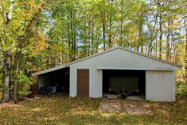 2670 Bass Lake Street, Lupton, MI 48635