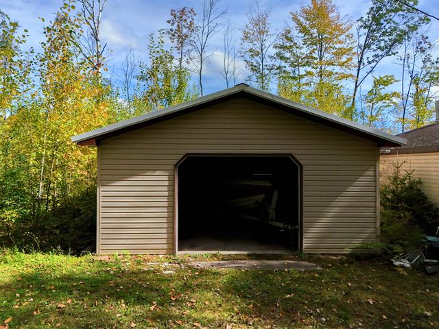 2670 Bass Lake Street, Lupton, MI 48635
