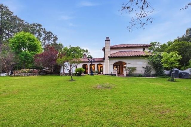 2426 Blue Lake Drive, Magnolia, TX 77354