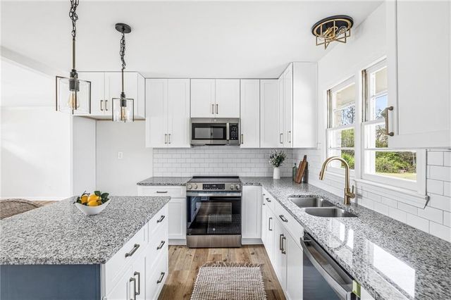 2848 Whiteview Drive, Acworth, GA 30101