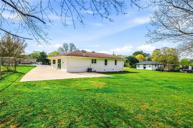 2848 Whiteview Drive, Acworth, GA 30101