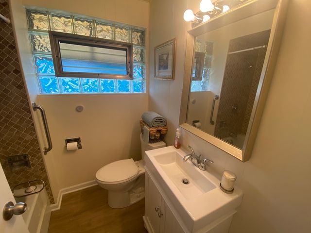 2734 W 98th Place, Evergreen Park, IL 60805