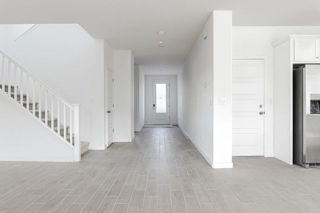 6311 E Robinson Avenue, Fresno, CA 93727