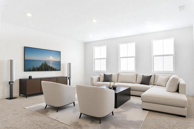 6311 E Robinson Avenue, Fresno, CA 93727