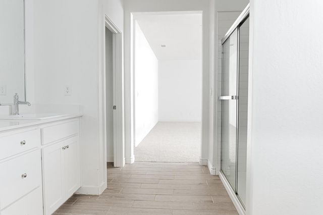 6311 E Robinson Avenue, Fresno, CA 93727