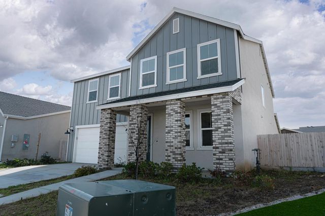 6311 E Robinson Avenue, Fresno, CA 93727