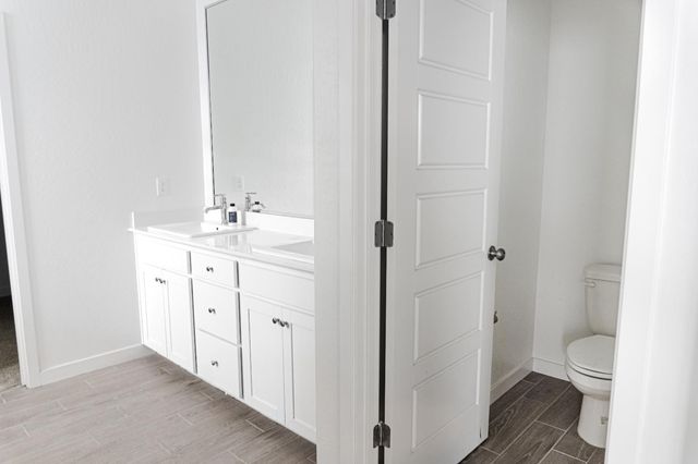 6311 E Robinson Avenue, Fresno, CA 93727