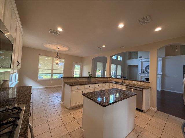 1009 Royal Oaks Drive, Mckinney, TX 75070
