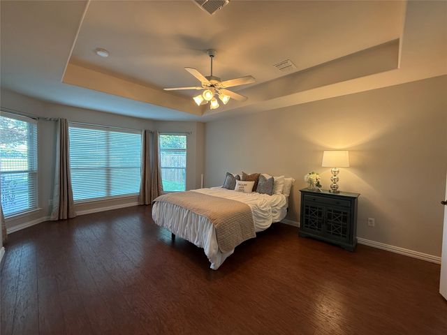 1009 Royal Oaks Drive, Mckinney, TX 75070