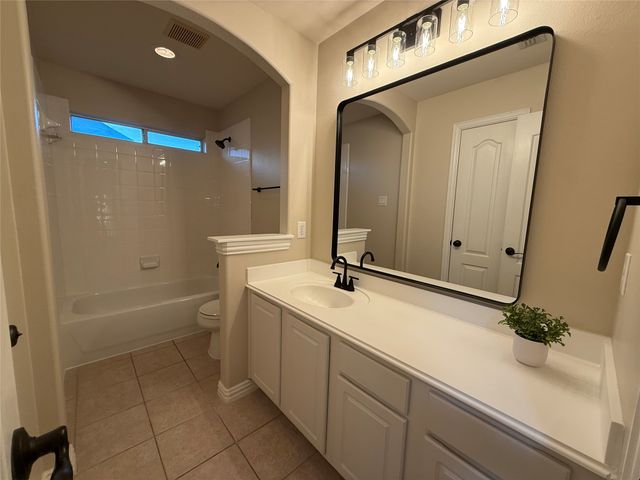 1009 Royal Oaks Drive, Mckinney, TX 75070