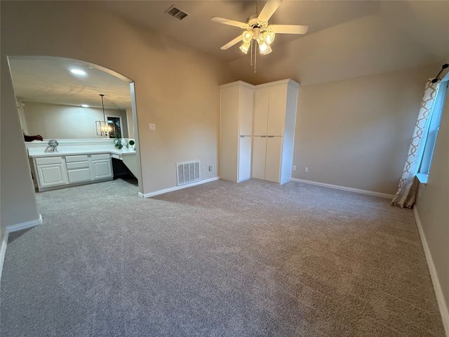 1009 Royal Oaks Drive, Mckinney, TX 75070