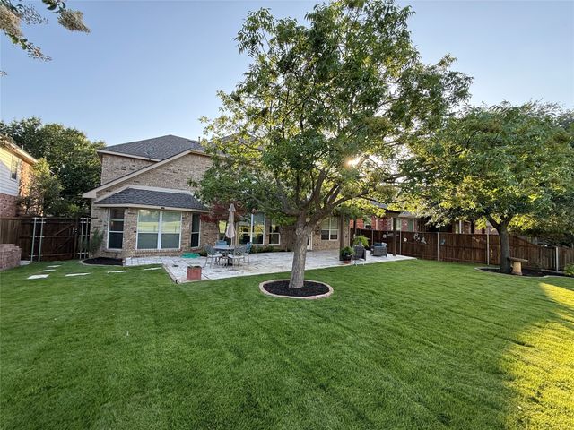 1009 Royal Oaks Drive, Mckinney, TX 75070