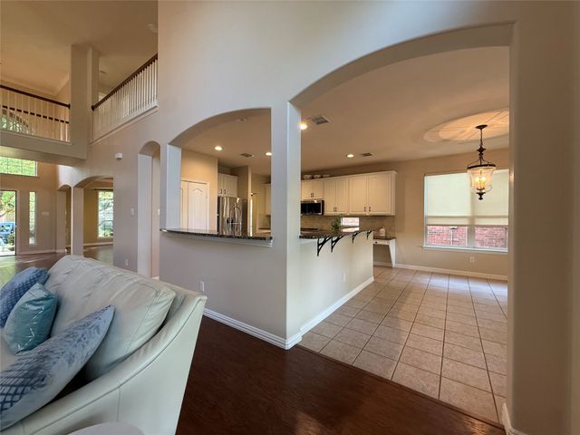 1009 Royal Oaks Drive, Mckinney, TX 75070