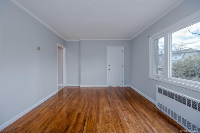 152 Charles Street Floor 1, Lynbrook, NY 11563