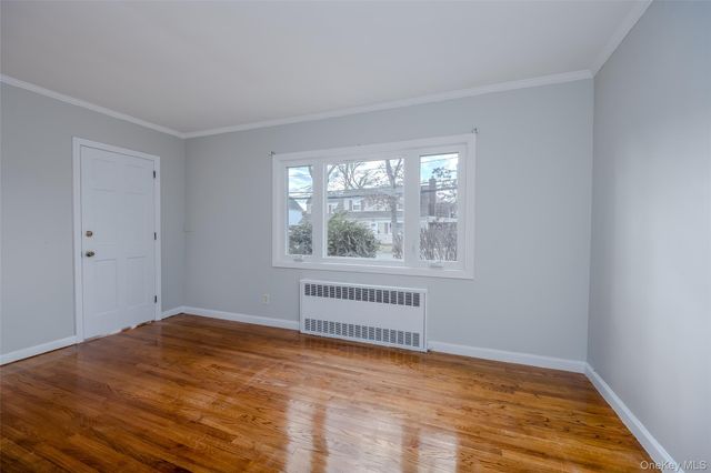 152 Charles Street Floor 1, Lynbrook, NY 11563