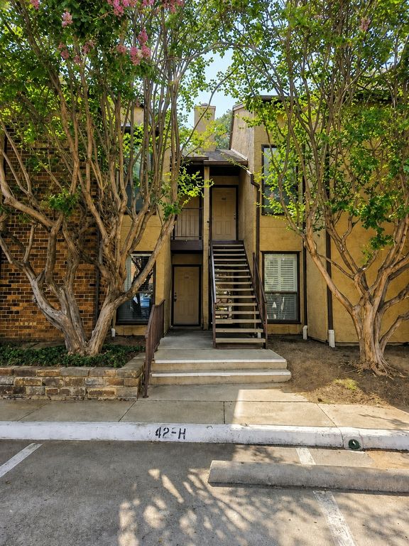2106 Rainbow Drive 4212, Arlington, TX 76011